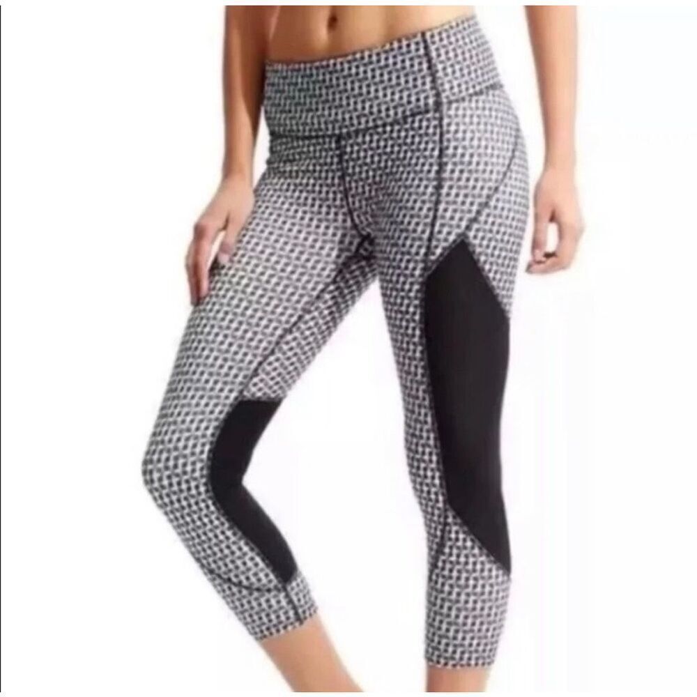 Athleta mesh Contender geometric Athleisure leggings